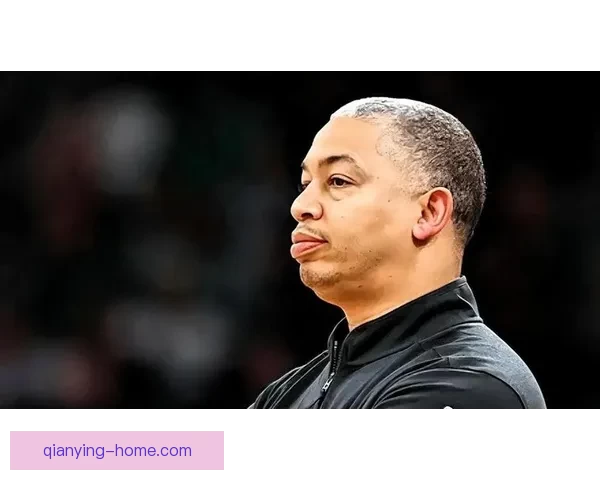 泰伦-卢承诺继续执教快船 将全力保障邓恩合同权益